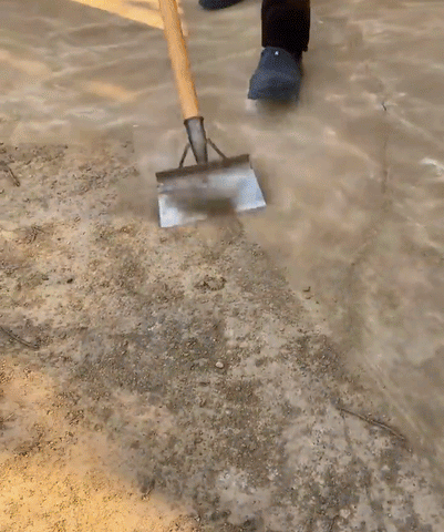 Multifunctional Deep Cleaning Flat Shovel
